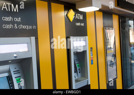 Commonwealth Bank of Australia CBA Bankfiliale in Manuka ein Vorort von Canberra in ACT Cashpoint ATM Stockfoto