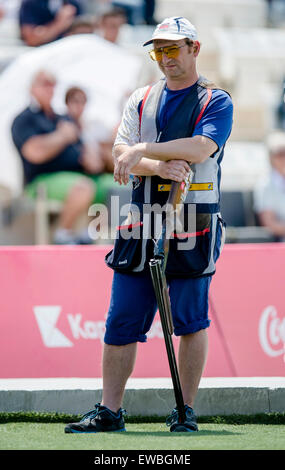 Baku, Aserbaidschan. 21. Juni 2015. Jan Sychra aus Tschechien tritt im Herren Tontaubenschießen final in Baku 2015 1. European Games in Baku, Aserbaidschan, 21. Juni 2015. Bildnachweis: David Tanecek/CTK Foto/Alamy Live-Nachrichten Stockfoto