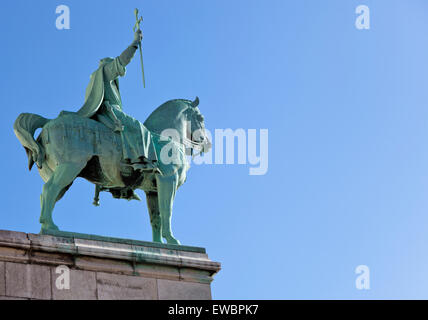 Equestrian Statue von König Saint Louis IX die Basilika des Heiligen Herzen von Paris, La Basilique du Sacré-Cœur de Montmartre Stockfoto