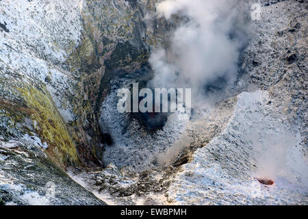 Lavasee im Krater des Mount Erebus, Antarktis. Stockfoto