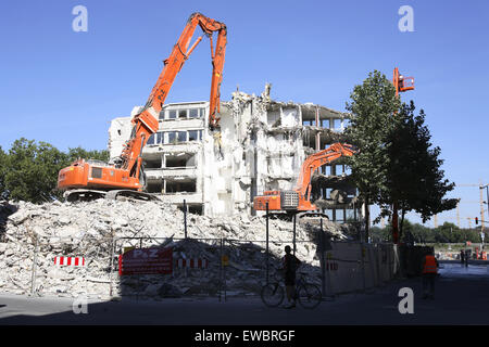 DEU, Deutschland, Köln, Abriss eines Hauses an der Straße Rheinuferstrasse. Stockfoto