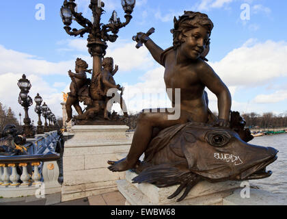 Cherub auf der Pont Alexandre III, Paris, Frankreich Stockfoto