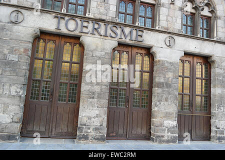 Ypern Tourist Office in den Tuchhallen Gebäude - Ypern eine belgische Gemeinde in Westflandern. Stockfoto