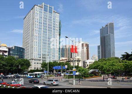 Verkehr Shanghai City People Square Nanjing Road Xizang Road Viertel Huangpu China chinesische Stockfoto