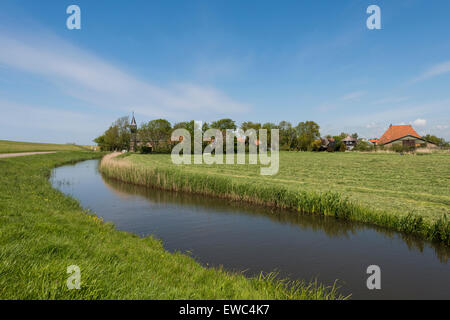 Malerisches Dorf Gaast im Sommer in der Provinz Friesland in der Nähe von Lemmer, Niederlande, Bild Daan Kloeg, Commee Stockfoto