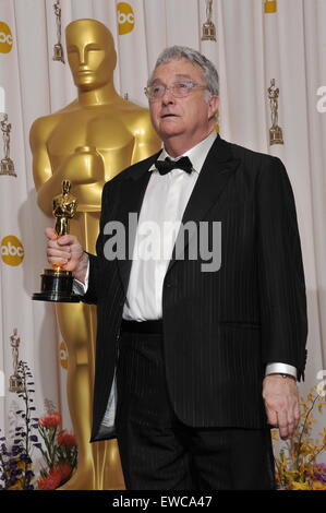 LOS ANGELES, CA - 27. Februar 2011: Randy Newman in der 83. Academy Awards im Kodak Theater, Hollywood. Stockfoto