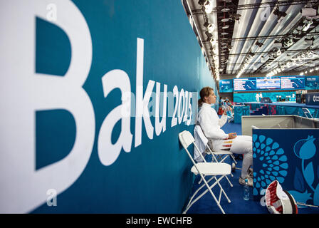 Baku, Aserbaidschan. 23. Juni 2015. Deutschlands Britta Heidemann reagiert Fechten - Frauen individuelle Degen Pool runden bei den Baku 2015 europäischen spielen in Baku Crystal Hall in Baku, Aserbaidschan, 23. Juni 2015. Bildnachweis: Dpa picture Alliance/Alamy Live News Stockfoto