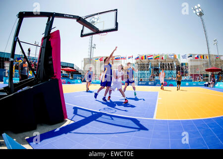 Baku, Aserbaidschan. 23. Juni 2015. Frauen 3 x 3 Basketball Spiel Tschechien Vs Ukraine in Baku 2015 1. European Games in Baku, Aserbaidschan, 23. Juni 2015. Bildnachweis: David Tanecek/CTK Foto/Alamy Live-Nachrichten Stockfoto