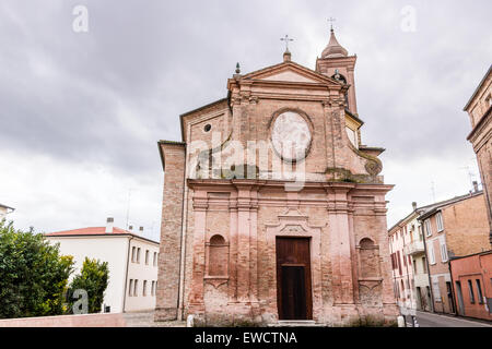 Fassade des XVIII Jahrhunderts Kirche, die Kirche von Pius Wahlrecht in Cotignola, Italien Stockfoto