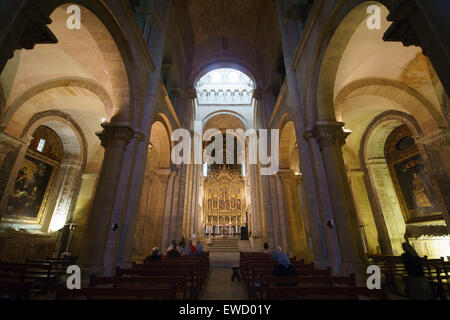 Se Velha Kathedrale innen in Coimbra, Portugal Stockfoto