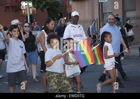 LGBT, Gay Pride Parade, die jährlich, auf der 5th Avenue in Park Slope, Brooklyn, NY stattfindet. Stockfoto