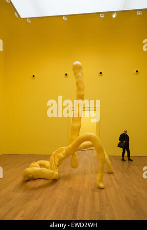 Pavillon von Großbritannien auf der Biennale in Venedig 2015. Gran Bretagna. "I SCREAM DADDIO" Künstlerin Sarah Lucas. Stockfoto