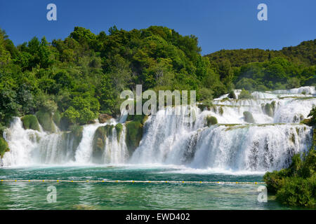 Skradinski Buk Wasserfälle im Krka Nationalpark an der dalmatinischen Küste von Kroatien Stockfoto