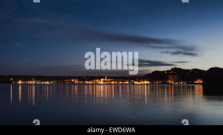 Lago Maggiore (Italien) - Landschaft bei Nacht Stockfoto