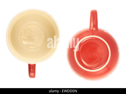 Rote Keramik Teetasse isoliert Stockfoto