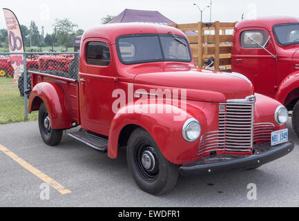 1949 internationale KB-ich rote Pick Up Truck auf antiken Power Show in Lindsay, Ontario Stockfoto