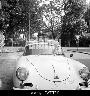 Deutscher Tänzer und Choreograf Herbert F. Schubert, Deutschland der 1960er Jahre. Deutsche Tänzerin und Choreografin Herbert F. Schubert, Deutschland der 1960er Jahre. Stockfoto