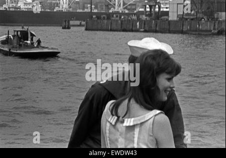 Corinne Und der Seebär, Fernsehfilm, Deutschland 1966, Regie: Thomas Engel, Monia: Marthe Keller Stockfoto