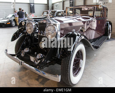 VERONA, Italien - Mai 9: Die Gemeinde von Verona organisiert eine kostenlose Sammlung von Sport- und Oldtimern in Verona am Samstag, M Stockfoto