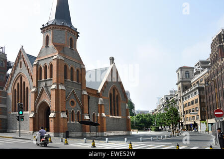 Verkehr Shanghai City People Square Nanjing Road Xizang Road Viertel Huangpu China chinesische Stockfoto