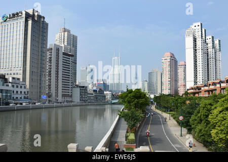 Henan - Sichuan Road Suzhou River (Creek in der Nähe der Uferpromenade Bund) China chinesische Shanghai Stockfoto
