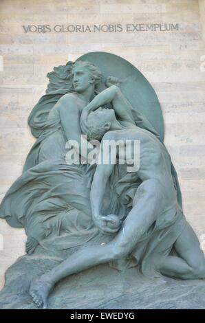 Bronze Statue neben der Bahnhof Santa Lucia in Venedig, Italien Stockfoto