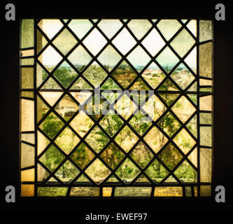 Mittelalterliche Glasfenster Stockfoto