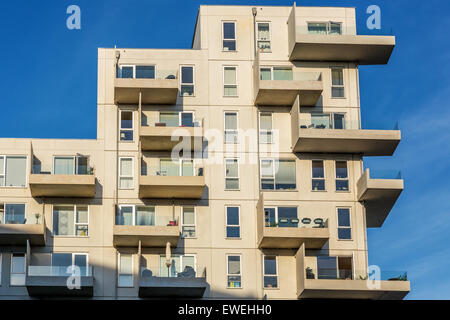 Moderne Mietwohnungen (Stævnen) in Kopenhagen, Entwicklungsgebiet der Ørestad, Kopenhagen, Dänemark Stockfoto