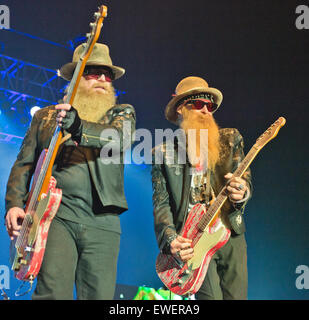 London, UK. 24. Juni 2015. ZZ Top... ZZ TOP Arena Wembley SSE auf ihre einzige UK Leistung durchführen. Bildnachweis: Charlie Bryan/Alamy Live News Stockfoto