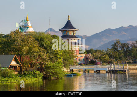 Wat Thawornwararam Tempel in Kanchanaburi, Thailand Stockfoto