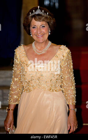 Abfahrt von Prinses Margriet der Niederlande nach dem Galadinner für die Mitglieder des Corps Diplomatique im königlichen Palast in Amsterdam Foto: Albert Nieboer/RPE / - NO-Draht-Dienst - Stockfoto