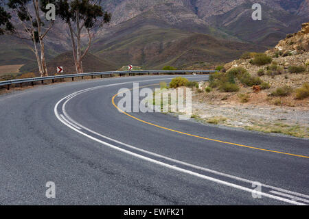 Burger übergeben, auch bekannt als Koo-Pass zwischen Montagu und Touws River in Western Cape Stockfoto