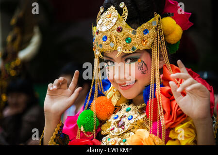 Kinder beim Jember Fashion Carnival im Jember, Indonesien Stockfoto