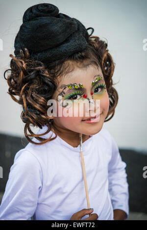 Kinder beim Jember Fashion Carnival im Jember, Indonesien Stockfoto