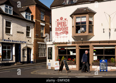 Großbritannien, England, Shropshire, Bridgnorth, Bridge Street, Bambus-Bar im ehemaligen Pie-Zimmer Stockfoto