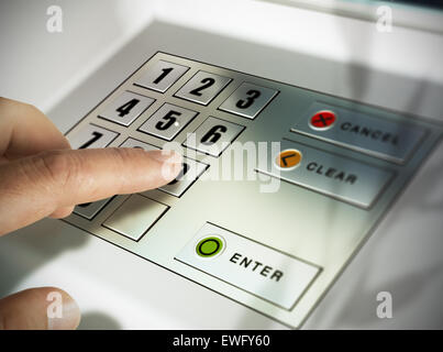 Finger über einen Pin-Code auf ein Pad drücken. Sicherheits-Code auf ein Geldautomat ATM Stockfoto