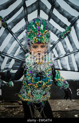 Kinder beim Jember Fashion Carnival im Jember, Indonesien Stockfoto