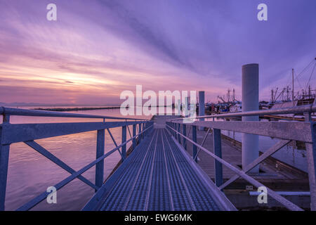 Sonnenuntergang auf Rampe in Steveston Stockfoto