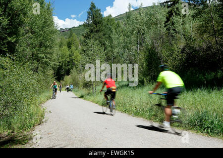 Fahrradfahrer auf den Rio Grande Trail, Aspen, Colorado USA Stockfoto