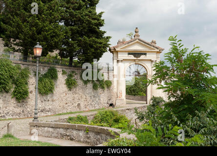 Tor des Santuario Giubilare Delle Sette Chiese in Monselice, Veneto, Italien Stockfoto