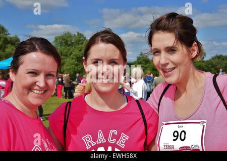 Race For Life - Sutton Coldfield, England - 7. Juni 2015 Stockfoto