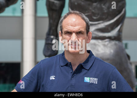 London, UK. 26. Juni 2015. Martin Johnson präsentiert Rugby World Cup 2015 Ticket Design in Twickenham. Bildnachweis: Elsie Kibue / Alamy Live News Stockfoto