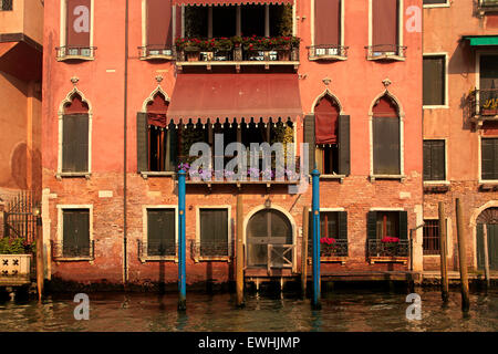 Venedig-alten Palast mit Blick auf Canale Grande Stockfoto