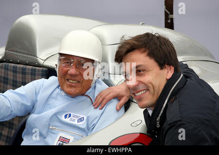 Goodwood, West Sussex, UK. 26. Juni 2015. Sir Stirling Moss und Toto Wolff, Goodwood, UK, 26. Juni 2015 Stockfoto