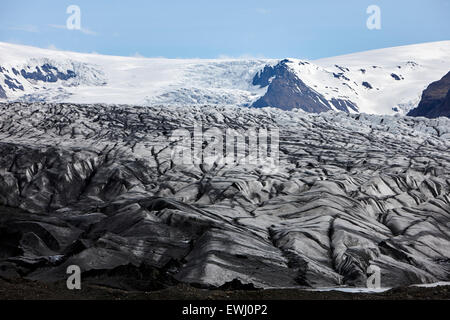 Asche bedeckt Gletscher Vatnajökull-Nationalpark Skaftafell in Island Stockfoto