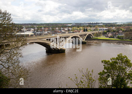 Moderne Straßenbrücke über Fluss Tweed, Berwick-upon-Tweed, Northumberland, England, UK Stockfoto