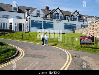 Bamburgh Castle Inn Hotel, gemeinsame, Northumberland, England, UK Stockfoto