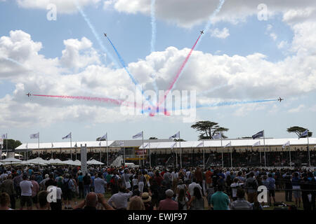 Goodwood, West Sussex, UK. 27. Juni 2015. Rote Pfeile beim Goodwood Festival of Speed, Goodwood, UK, 27. Juni 2015 Credit: Rallye-Pics.com/Alamy Live-Nachrichten Stockfoto