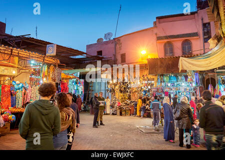 Straßen von Marrakesch Medina, Marokko, Afrika Stockfoto