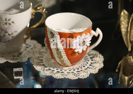 Authentischen Jugendstil-Objekt auf dem Display in das Museum in Riga Stockfoto